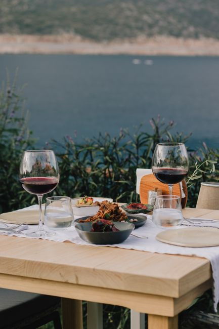 Wyżywienie podczas luksusowego pobytu nad Bałtykiem – restauracje i catering premium w 2026