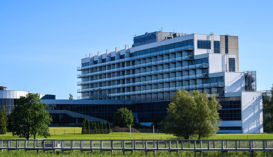 Konferencje biznesowe nad morzem: jak zaplanować wyjazd do Dziwnowa i okolic